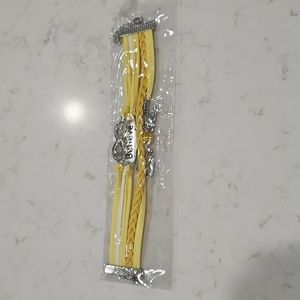 🔵 Yellow and White Believe Bracelet